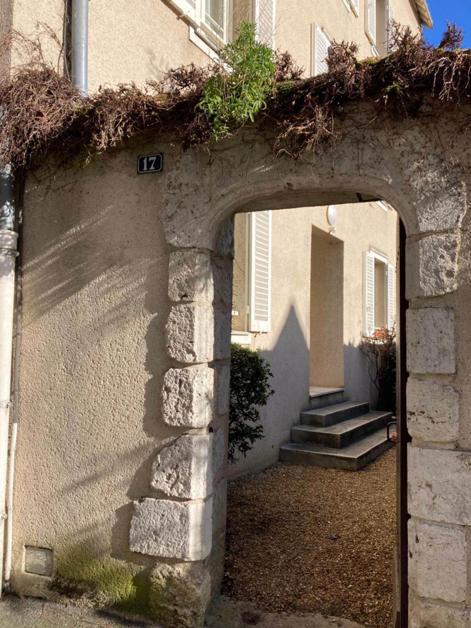 Appartement T3 De 55M2 Au Centre De Chartres Avec Parking Extérieur photo